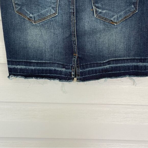 KanCan Denim Jean Mini Skirt Size 1/24 – Raw Hem, Stretch Fit - Picture 3 of 12